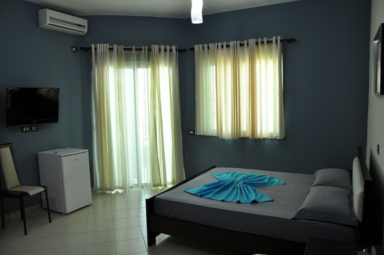 Hotel Dclub Villa Qendra Village
