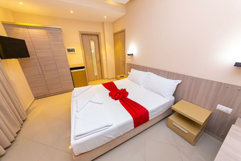 Hotel Dclub Villa Qendra Village