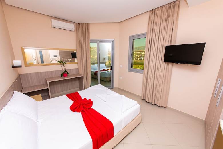 Hotel Dclub Villa Qendra Village