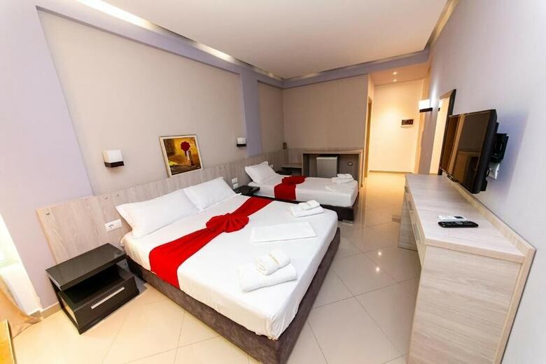 Hotel Dclub Villa Qendra Village