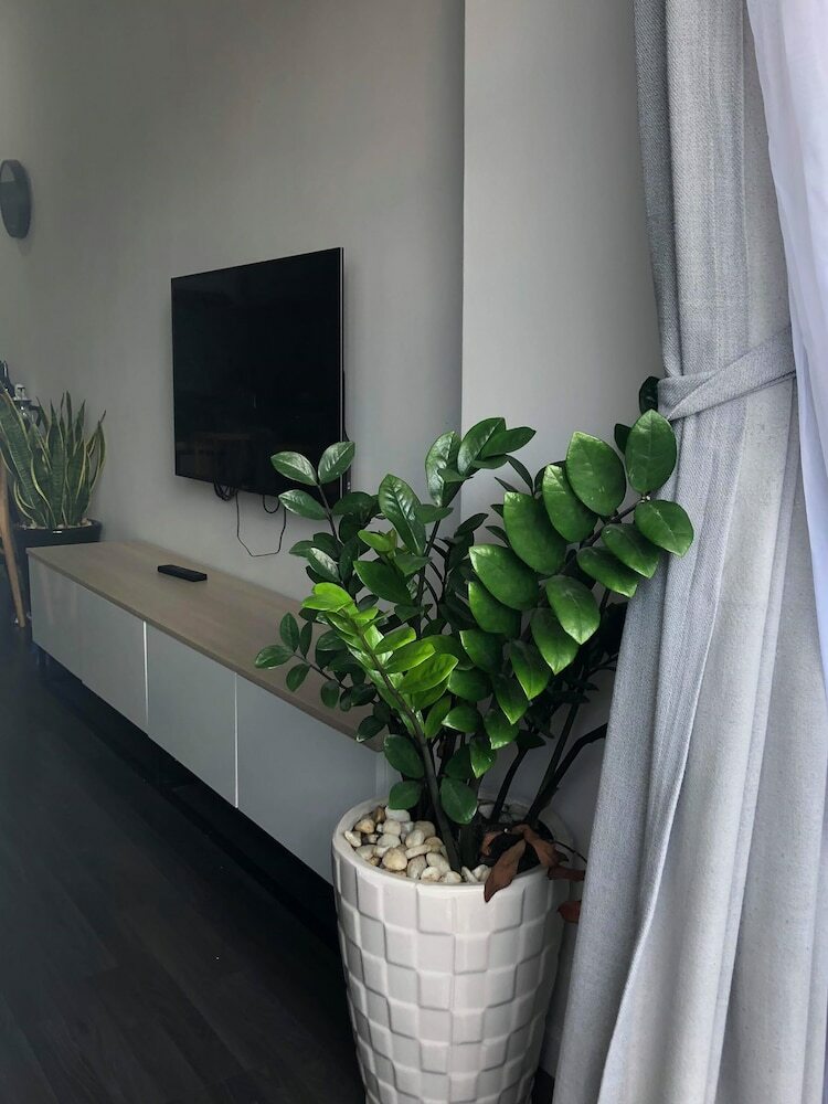 Trangs Beachfront Apartment Nha Trang