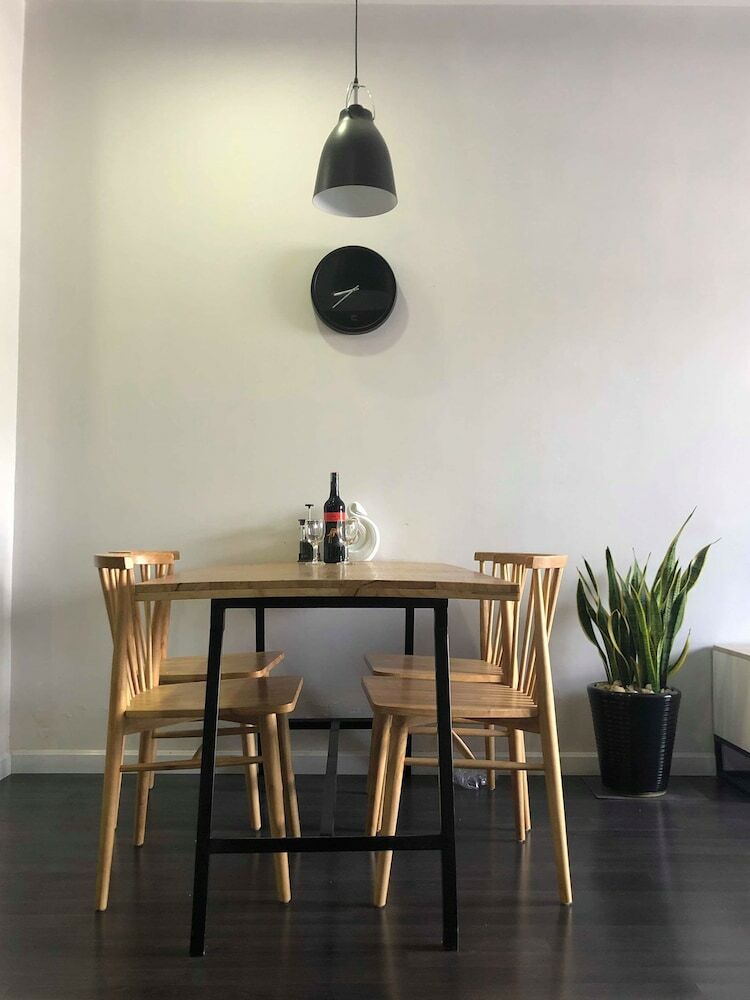 Trangs Beachfront Apartment Nha Trang