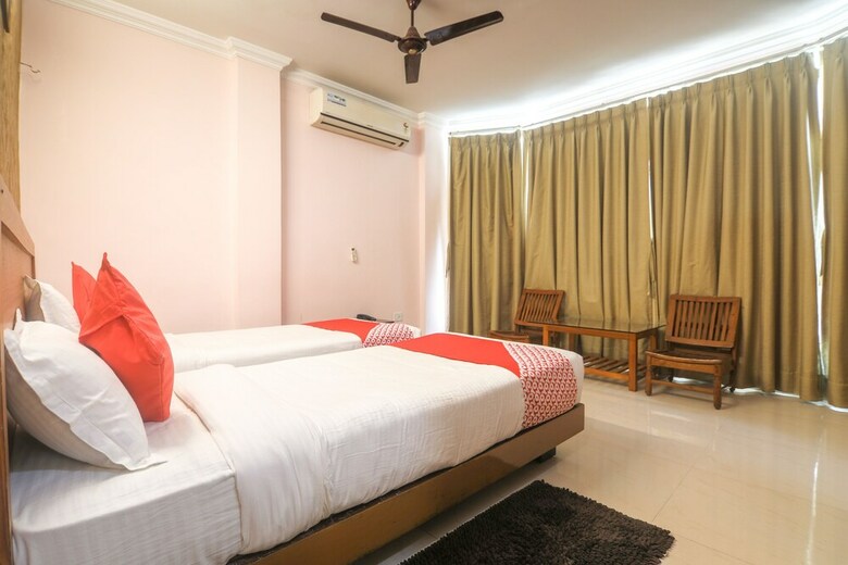 Hotel Oyo 29968 D'courtyard Resort