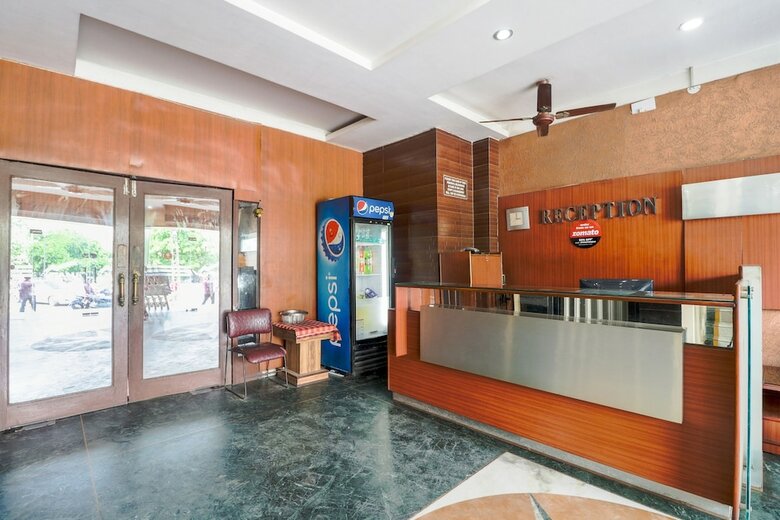 Hotel Oyo 46437 Malik Regency
