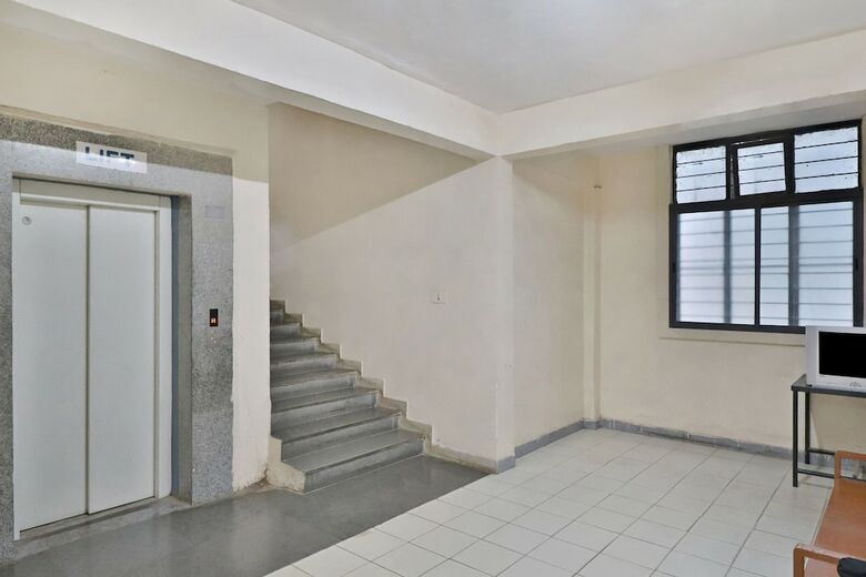 Hotel Spot On 45289 Shanthiniketan Homes