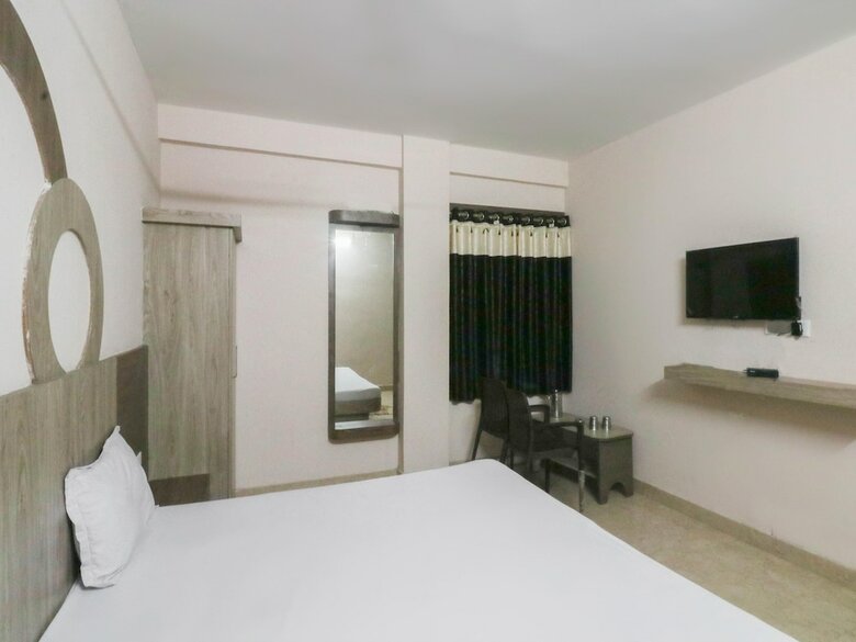 Hotel Spot On 46890 Smile Holiday Inn