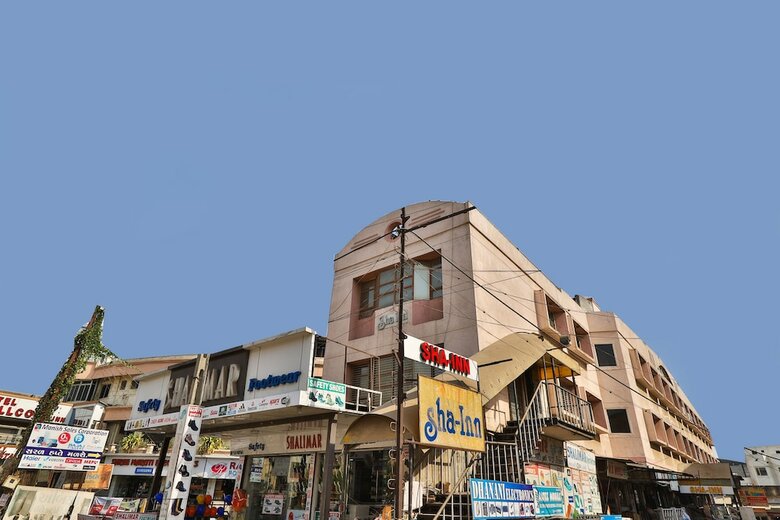 Oyo 30296 Hotel Sha-inn