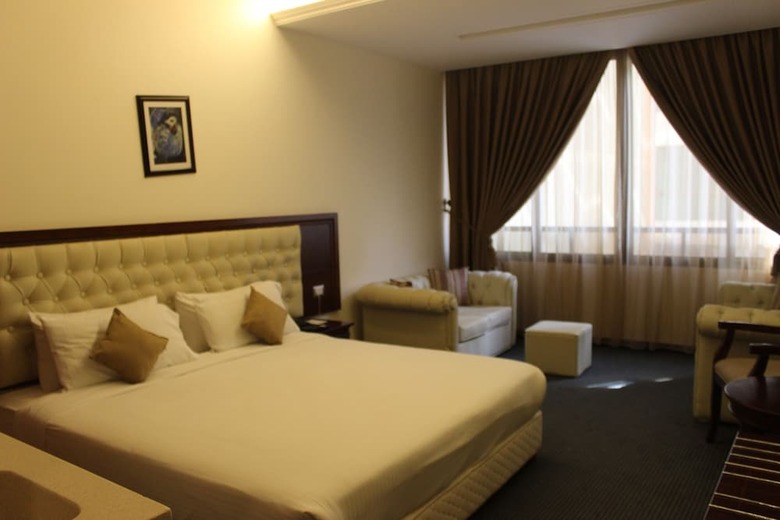 Golden Tulip Midtown Hotel And Suites
