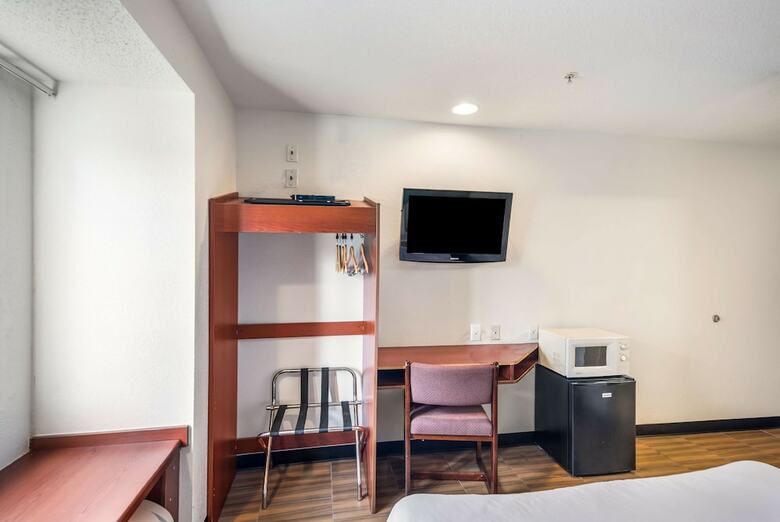 Hotel Microtel Inn & Suites By Wyndham Brunswick