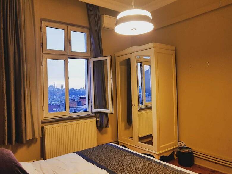 Historical Apartment Galata Tower And Sea View
