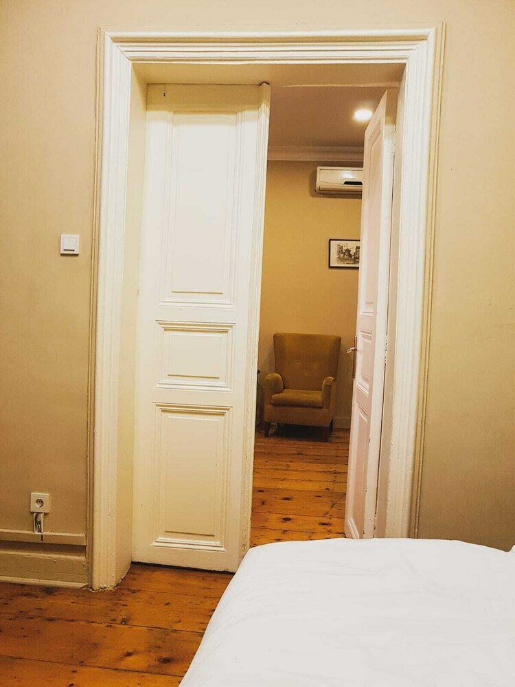 Historical Apartment Galata Tower And Sea View