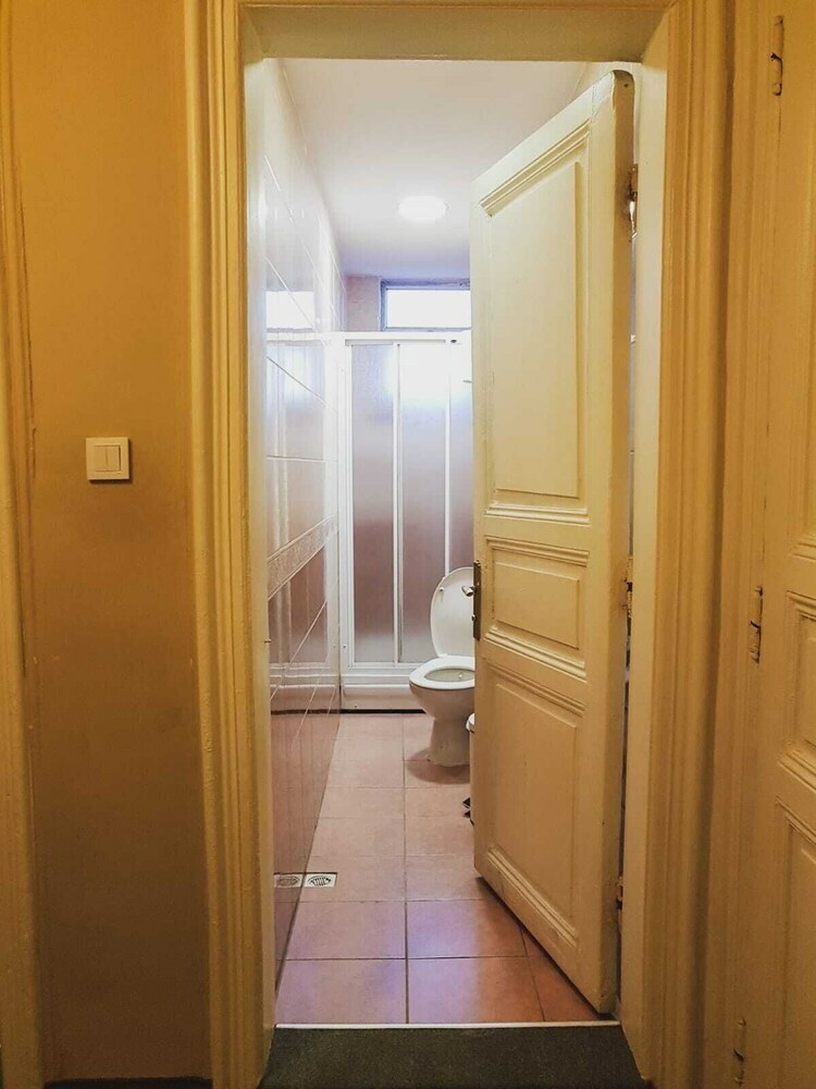 Historical Apartment Galata Tower And Sea View