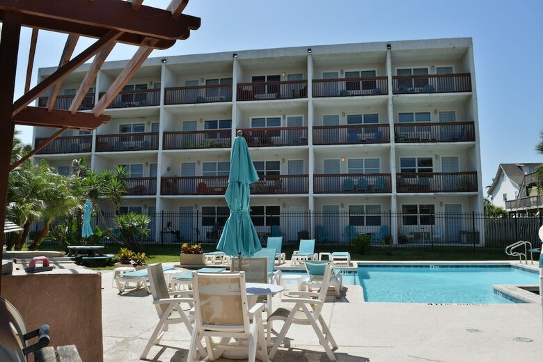 111 Sea Breeze