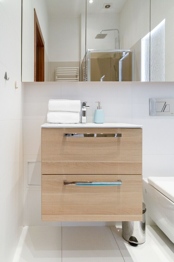 Wonderful Apartment Wrzesinska Street