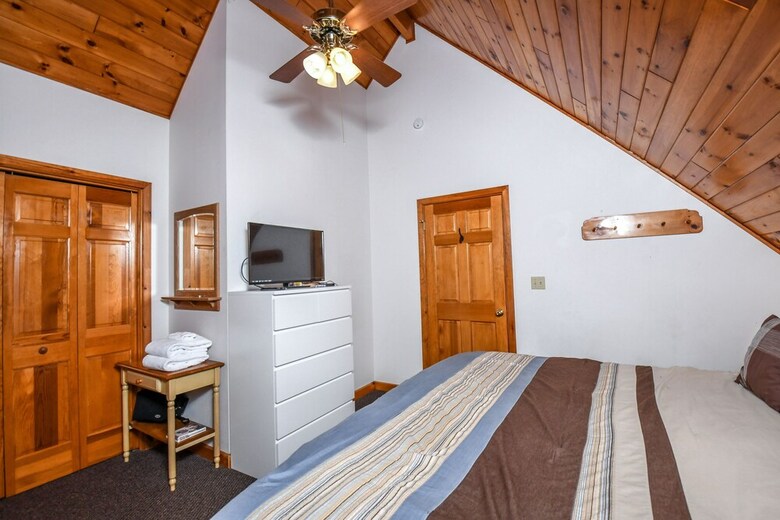 Country Roads Cabin