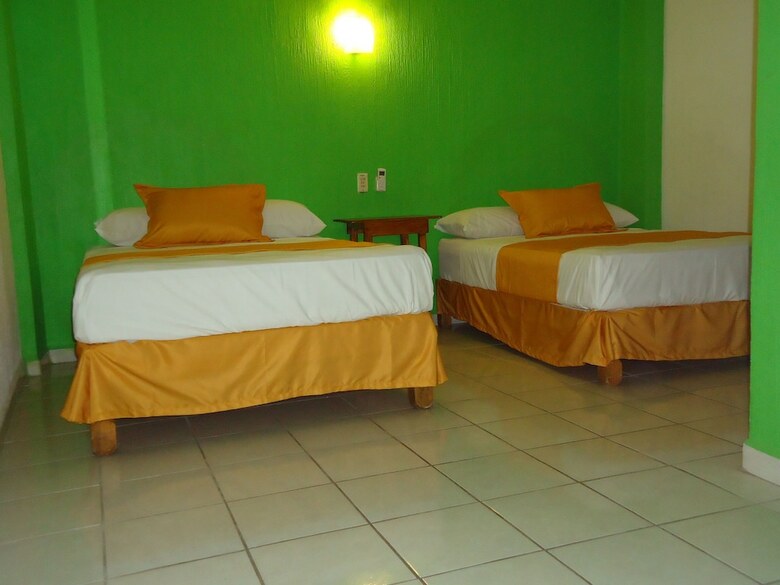 Hotel Casa Mexicana Barra de Navidad