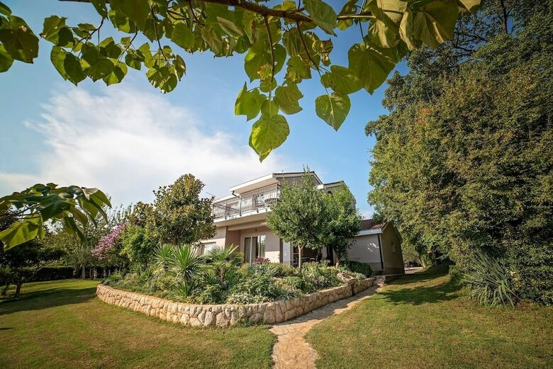 Zen Villa
