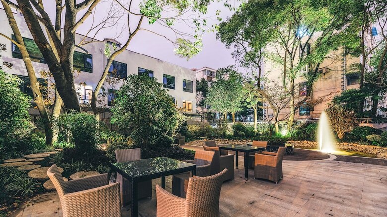 Atour Light Hotel Shandong Road Cbd Qingdao