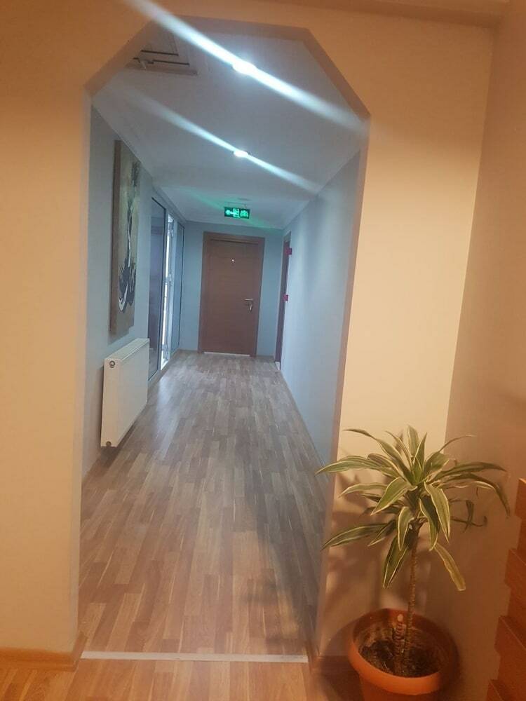 Hotel Black Suite Otel