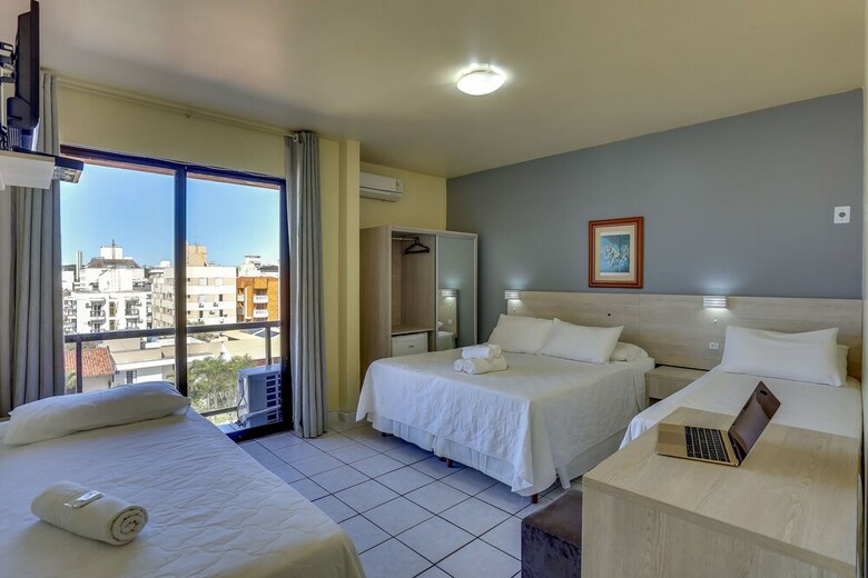 Hotel Vila Mar