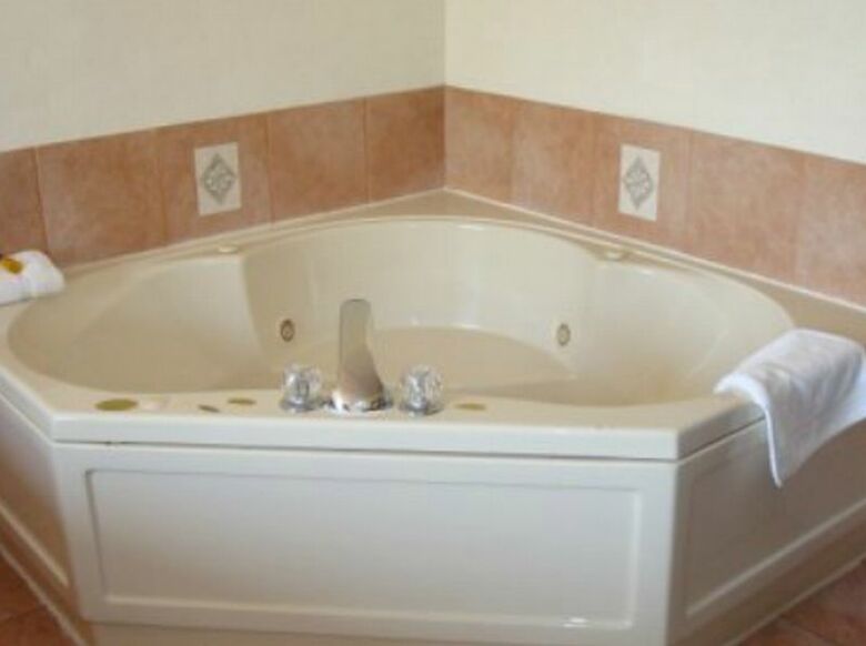 Hotel Roma Golden Glades Resort