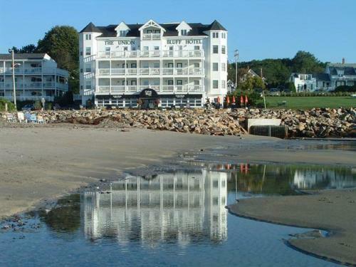 Union Bluff Hotel