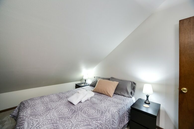 Mt. Baker Lodging Condo 68 ? Frpl, W/d, Sleeps 4! By Mbl