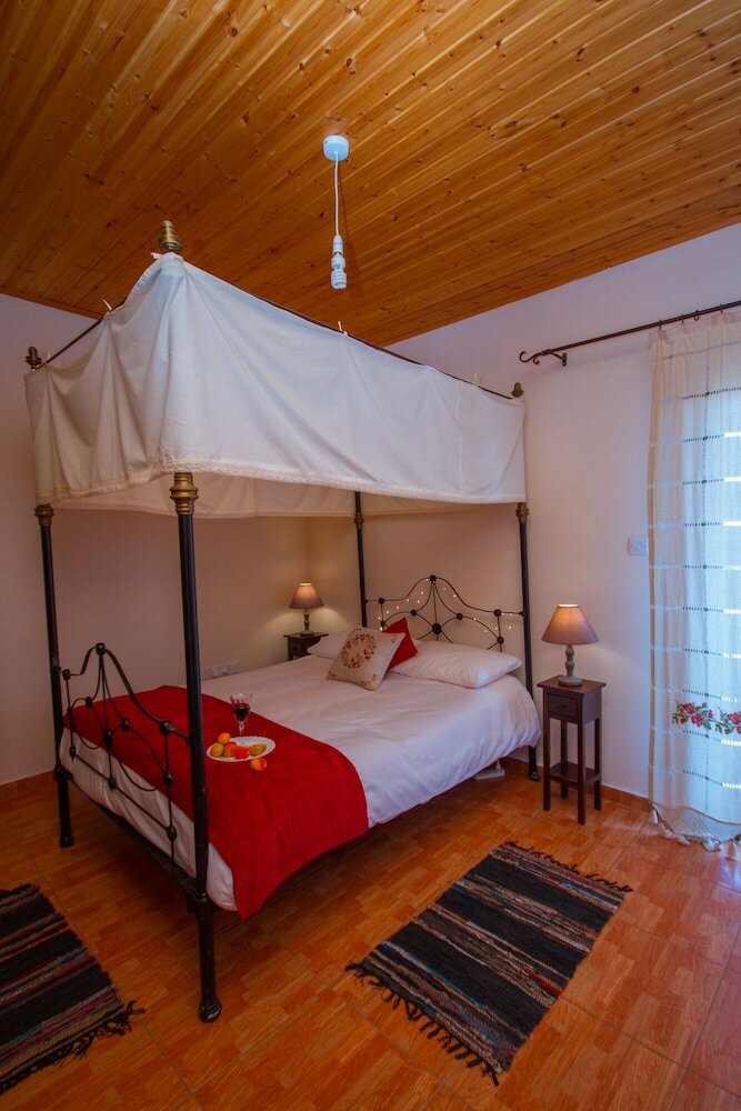 Aethra Cottage