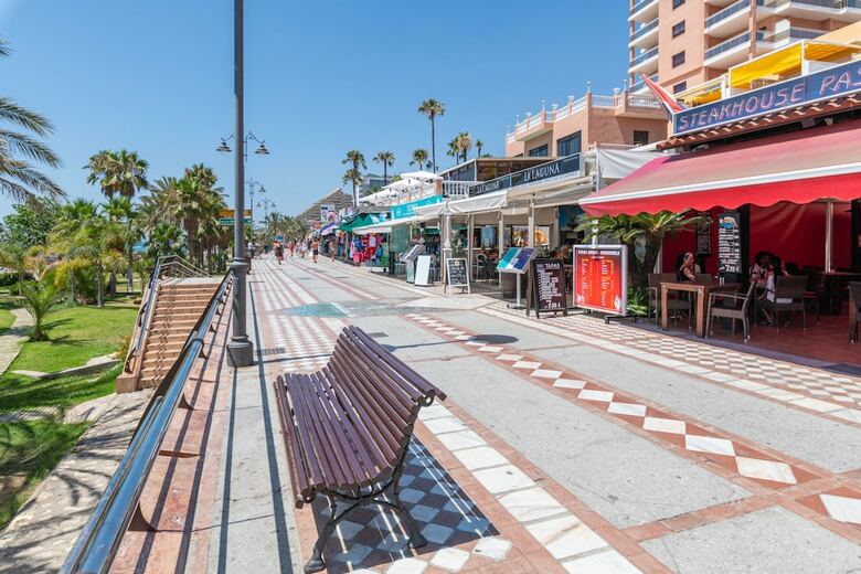 Benalmadena Costa II - First Line Beach 1br Apartment