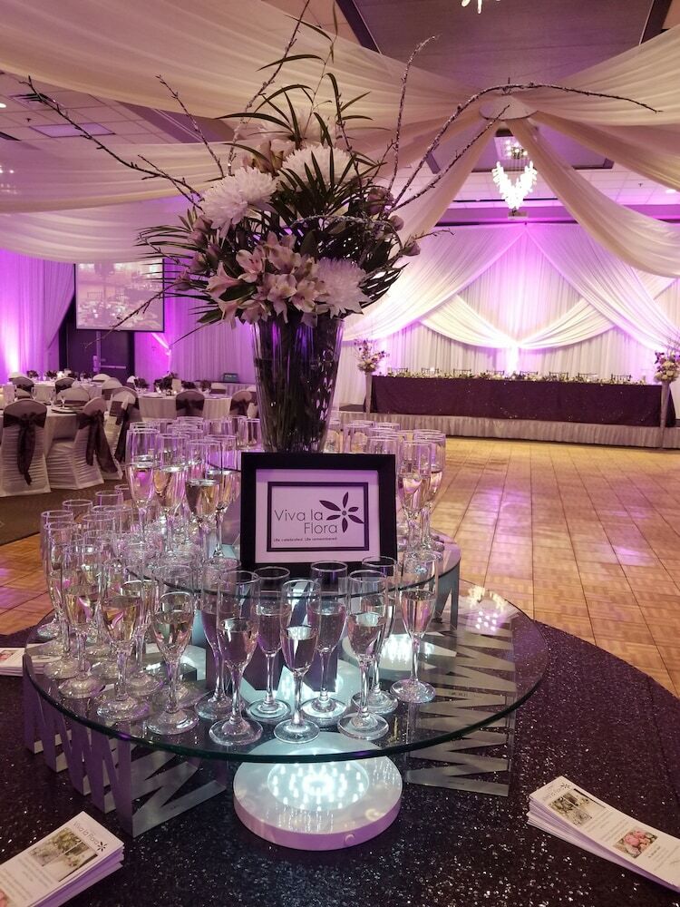 Doubletree By Hilton Hotel Bloomington
