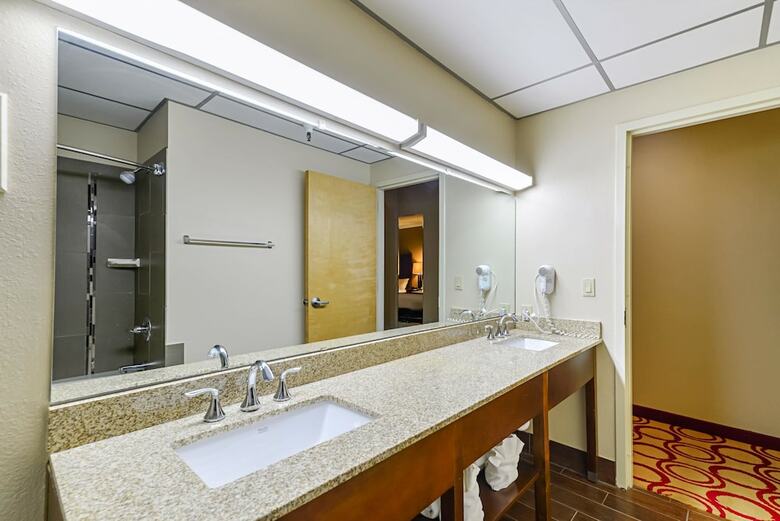 Hotel Comfort Suites Lubbock