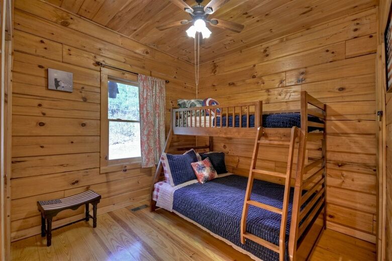 Cabana Fox Hollow
