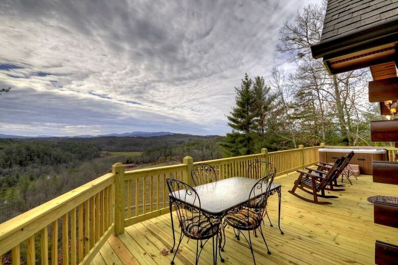 Cabana Mountain Serenity