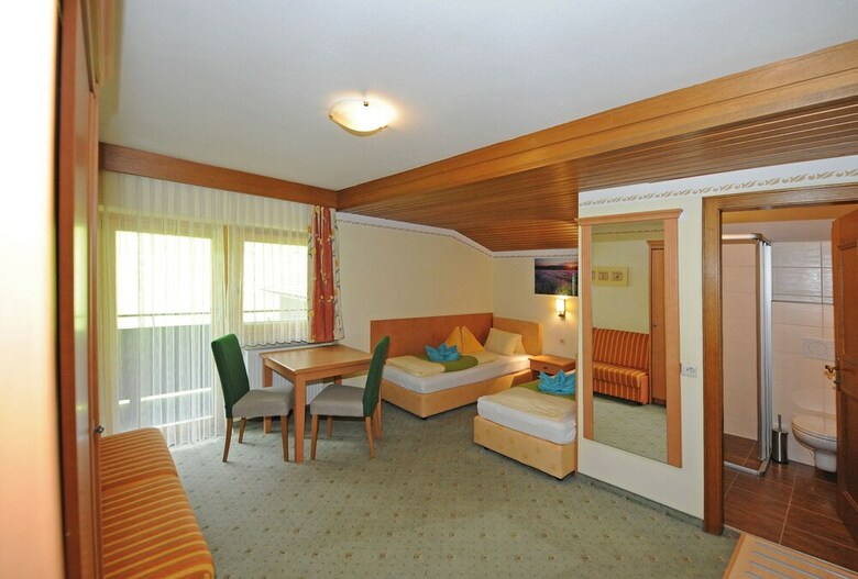 Bike & Ski Hotel Unterellmau