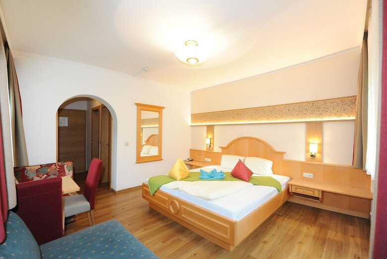Bike & Ski Hotel Unterellmau
