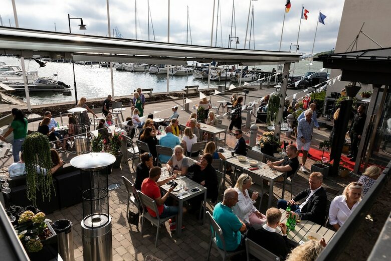 Dockyard Hotel