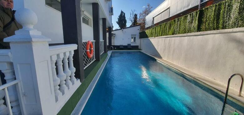 Hotel Escala Suites