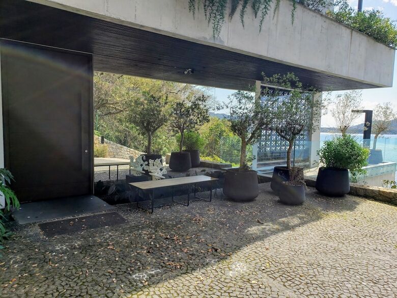 Casa Quatro Oito