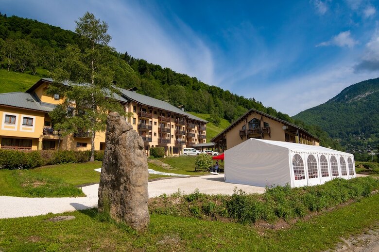 Hotel L'autre Vall�e  Les Niv�oles