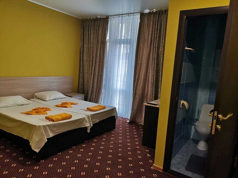 Kashahi Hotel