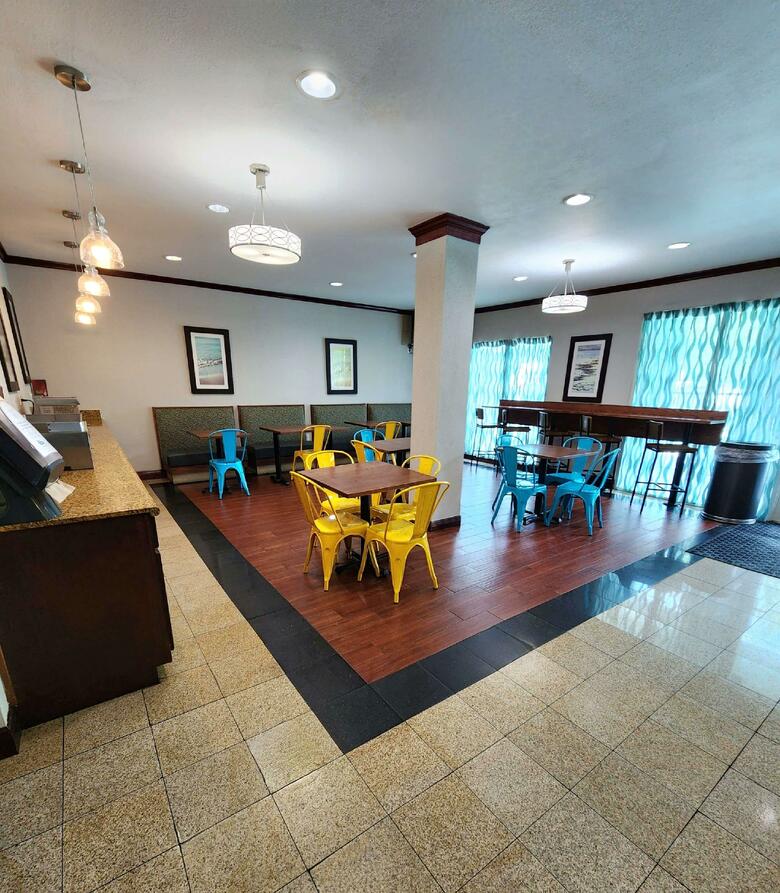 Hotel Best Western Plus Blue Angel Inn