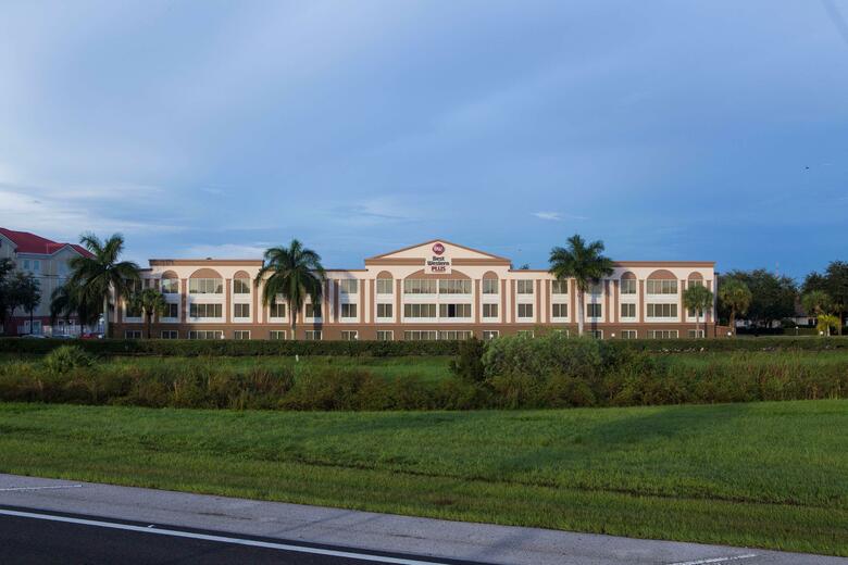 Hotel Best Western Plus Ambassador Suites Venice