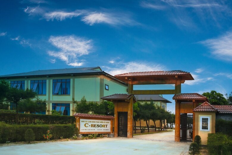 Hotel C Resort