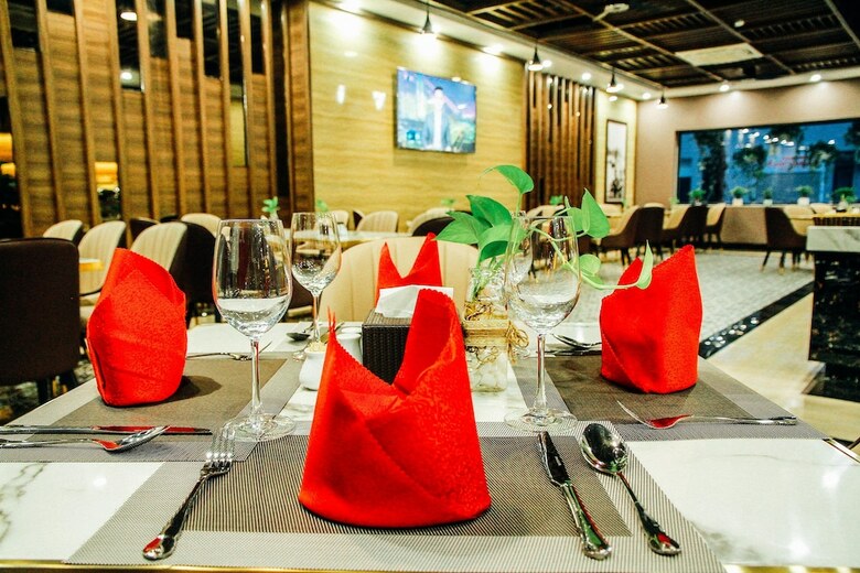 Top One Halong Hotel