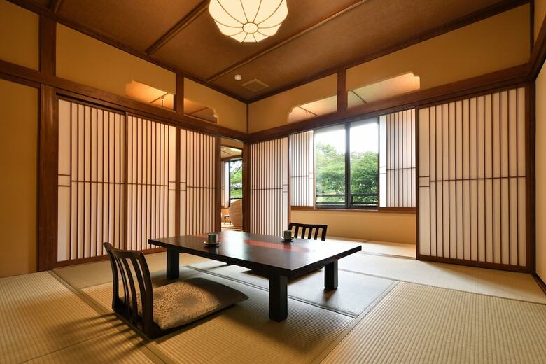 Hotel Sansuikaku