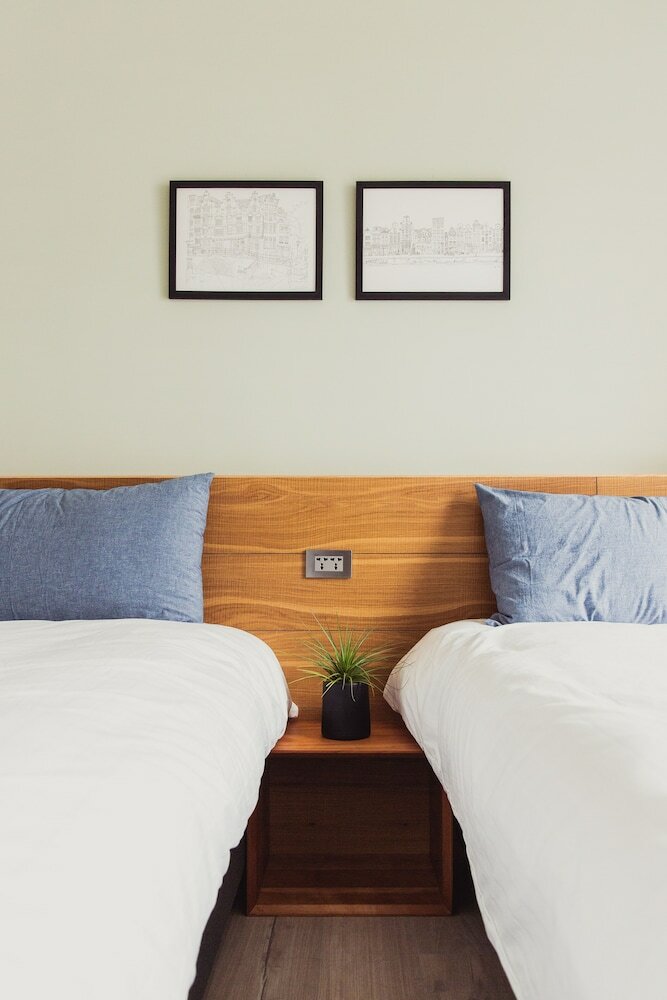 Hotel Boy Apartment