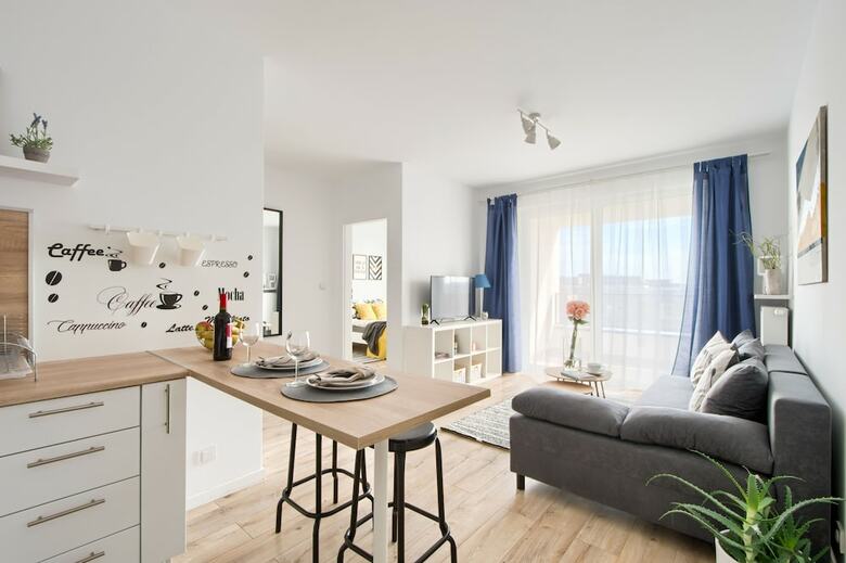 M&r Apartament Airport&business Komputerowa