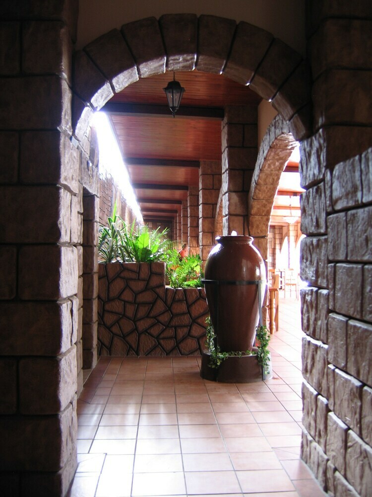 The Calvinian Hotel
