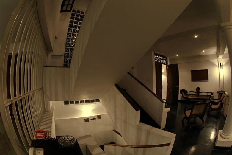 Hotel Primrose Bungalow