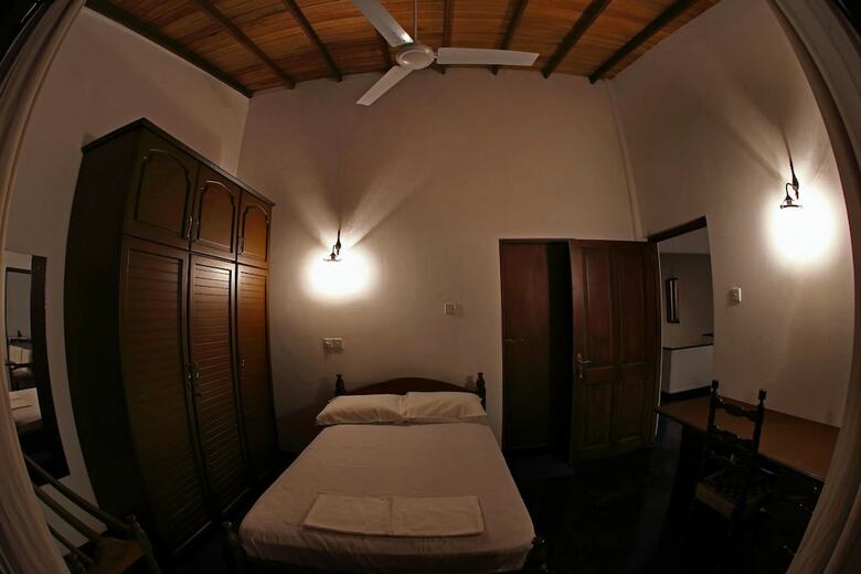 Hotel Primrose Bungalow